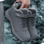 GRAY / 39