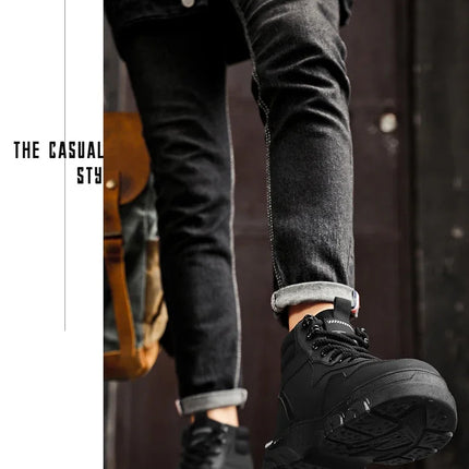 2025 autumn new breathable work boots for men, anti slip, wear-resistant, safety shoes, casual and comfortable sports shoes